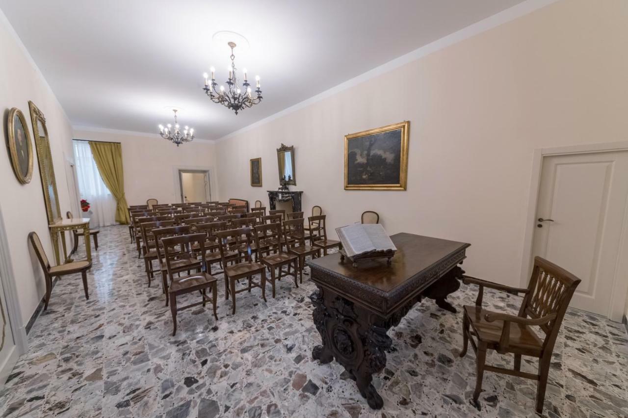 Palazzo Cestari Hotel Montesano sulla Marcellana Exterior photo